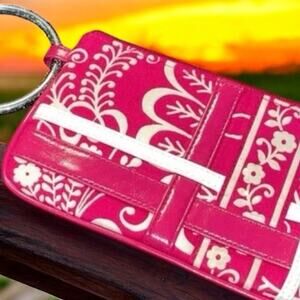 Vera Bradley Quilted Wristlet Bangle Twirly Birds Full Zip Pocket Pink Bag Purse